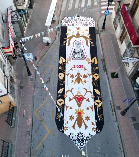 Fotografía Alfombra de sal de la Cofradía del Cristo del Perdón de Archena.